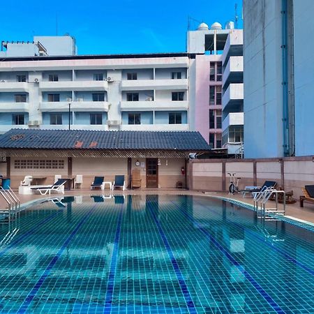 Hotel Pattaya Beach Exterior photo